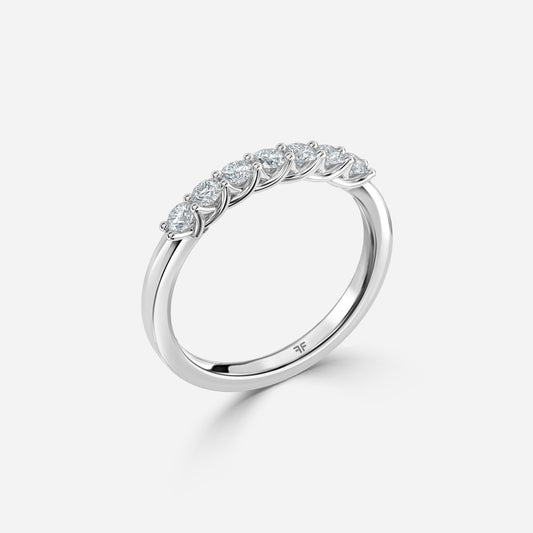 0.30 Carat Lab Grown Round Diamond Nour 00Mm Wedding Band in Platinum